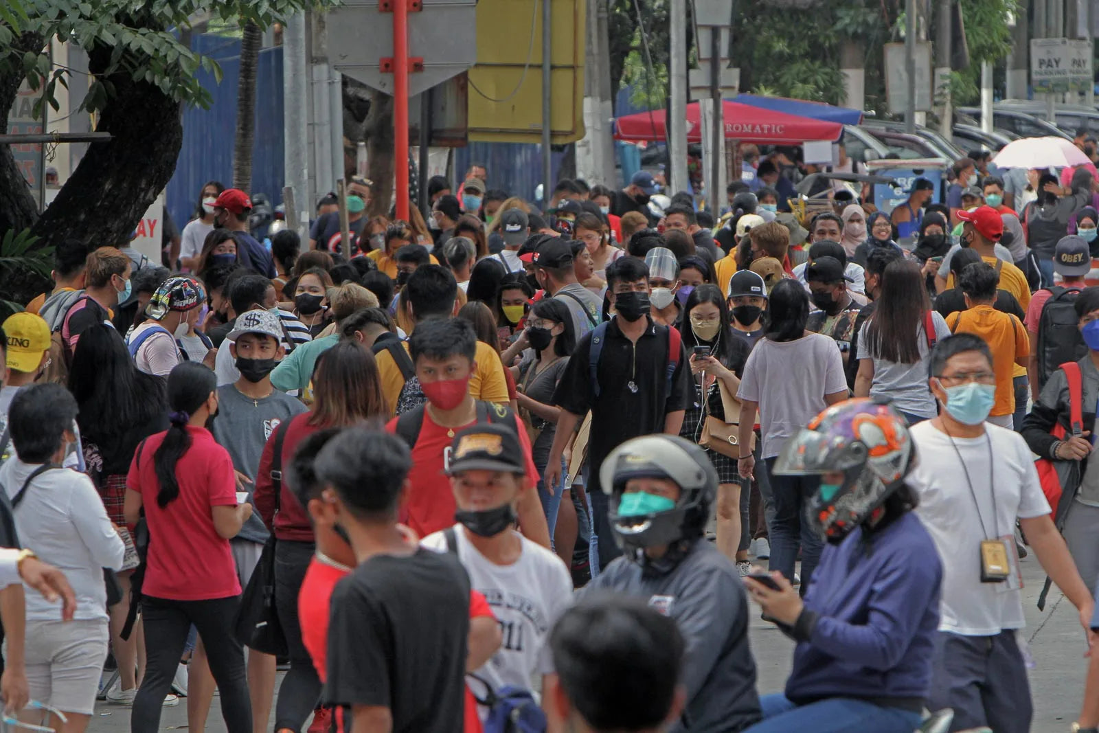 Wearing Of Face Masks Are Optional In The Philippines – JelliM1